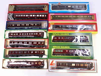 Lot 474 - A non-motorised class 47 detail ‘47799 Prince...