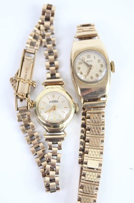 Lot 421 - A lady's vintage Avia 9ct gold cased wrist...