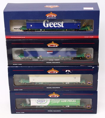 Lot 489 - Four Bachmann Branch-line double wagon...