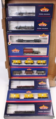 Lot 490 - Bachmann Branch-line wagons: set of 3 37-095...