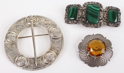 Lot 393 - A Scottish silver and citrine set flower head...