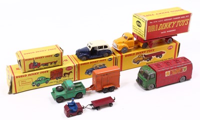 Lot 562 - Five Dublo Dinky Toys, all very noticeably...