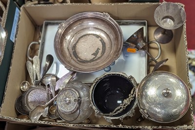 Lot 243 - A collection of silver plated items to include...