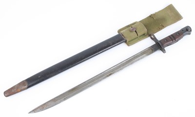 Lot 3327 - A Remington M1917 bayonet, the 43cm single...