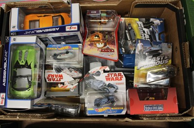 Lot 1545 - A tray of boxed modern issue diecast, to...