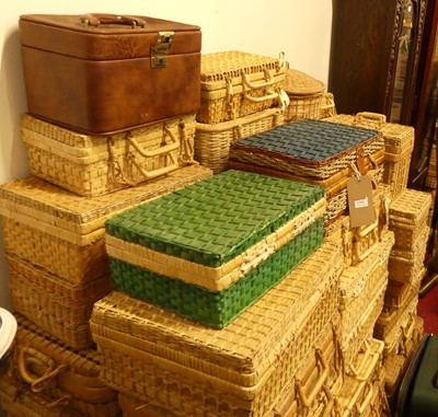 Lot 1191 - A large collection of various sized wicker...