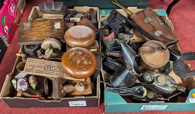 Lot 527 - A collection of miscellaneous items to include...