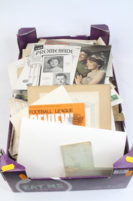 Lot 539 - A collection of mixed ephemera, to include...