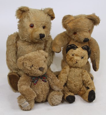 Lot 548 - A vintage blond mohair teddy-bear, having...