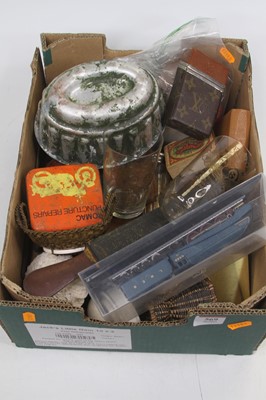 Lot 569 - A collection of miscellaneous items to include...