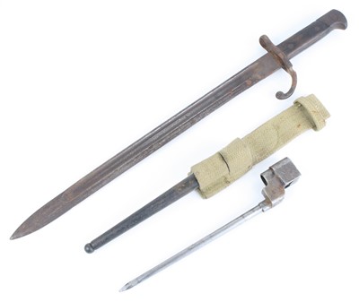 Lot 3184 - A British No.4 Mk II spike bayonet, marked to...