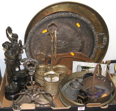 Lot 629 - A collection of miscellaneous items to include...