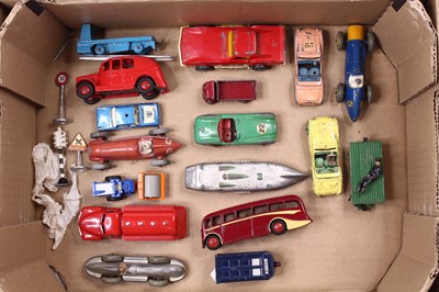 Lot 1555 - A quantity of loose and playworn diecast to...