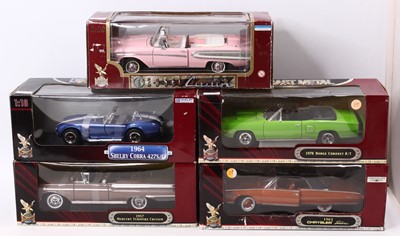 Lot 1070 - A Road Signatures 1/18 scale boxed group of...