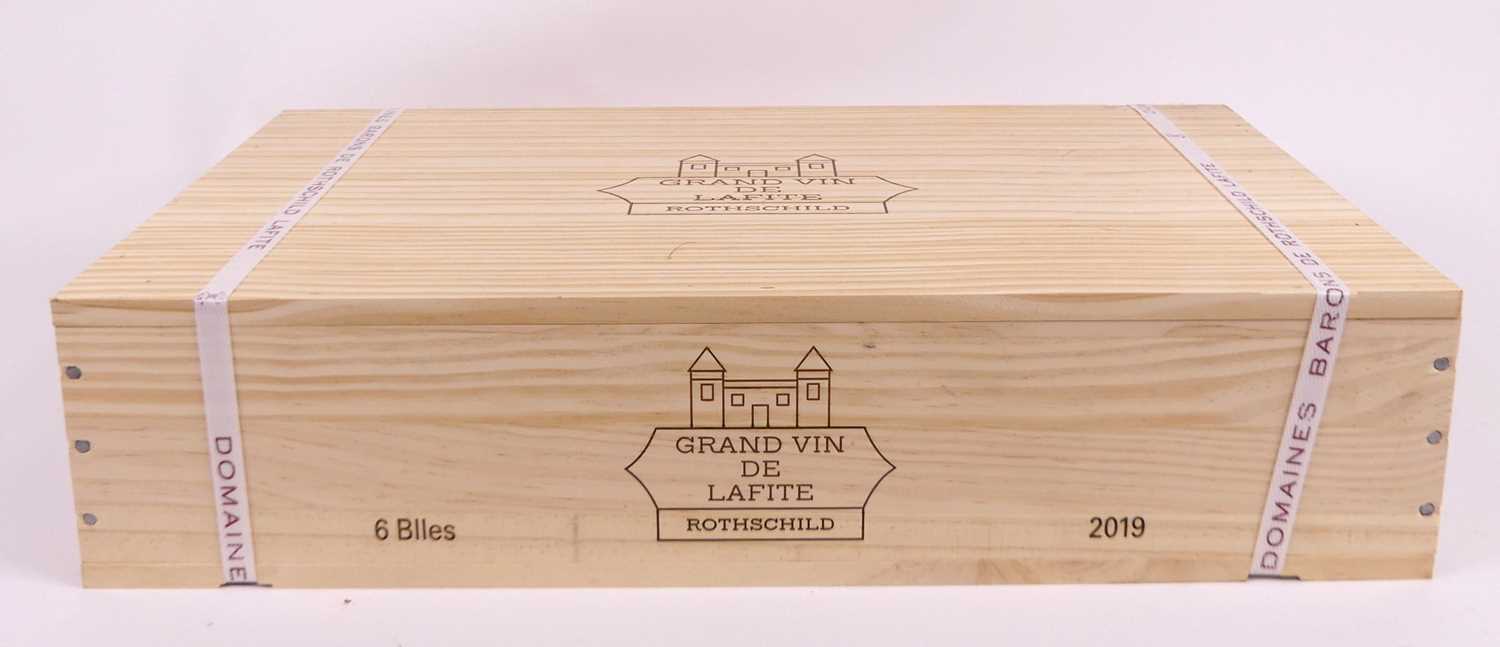 Lot 1091 - Chateau Lafite Rothschlid 2019 Pauillac, 6...