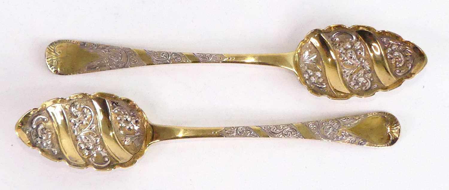 Lot 2159 - A pair of George IV Irish silver gilt berry...