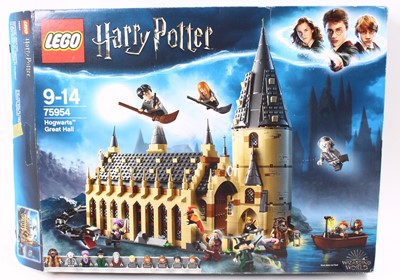 Lot 2009 - Lego Harry Potter No.75954 Hogwarts Great Hall...