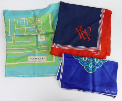 Lot 98 - A collection of eight various vintage silk...