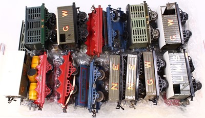 Lot 320 - Approx 27 Hornby 4-wheeled goods wagons, all...