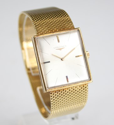 Lot 2322 - A gent's Longines 18ct gold cased manual wind...