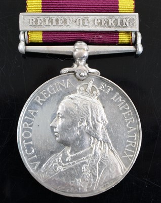 Lot 3015 - A Queen's South Africa Medal (1899-1902), 3rd...