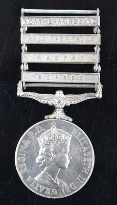 Lot 3018 - An E.R. II. General Service Medal (1962-2007)...