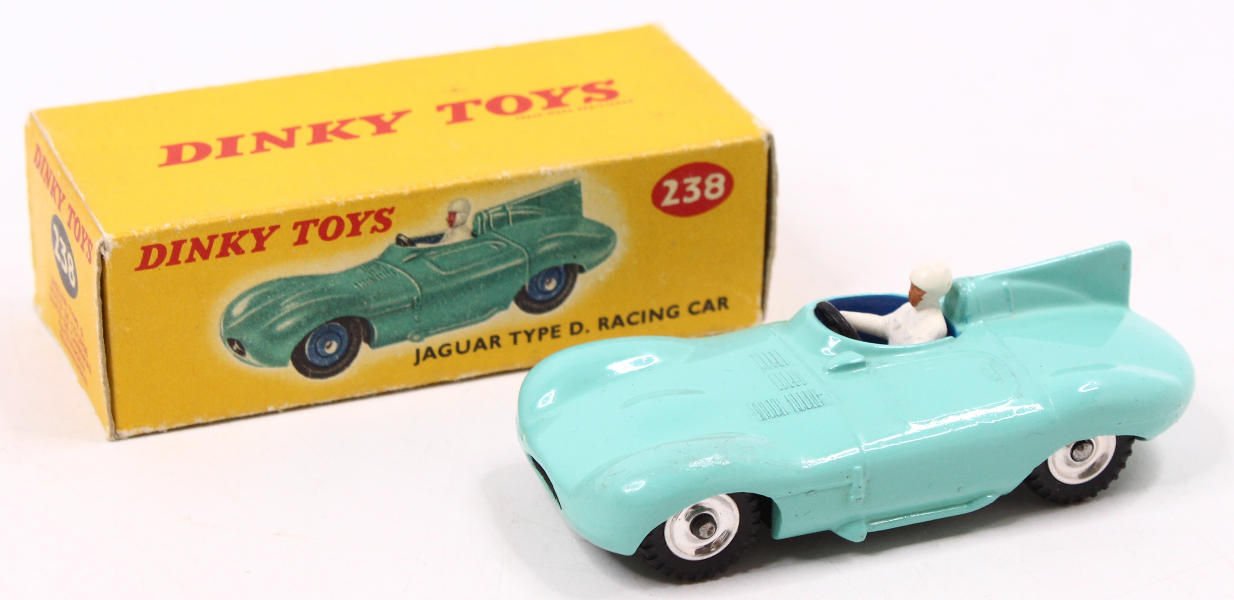 DINKY TOYS 238 JAGUAR TYPE D RACING CAR - LIGHT GREEN 1:43