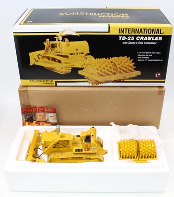 Lot 728 - A First Gear 1/25 scale diecast model of an...