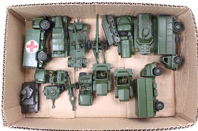 Lot 1444 - 14 various loose Dinky Toy military diecast to...