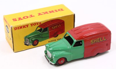 Lot 1170 - Dinky Toys No. 470 Austin delivery van Shell...