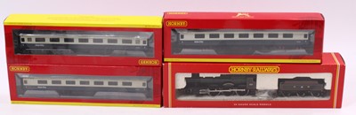 Lot 602 - R2019 Hornby GWR 4-6-0 loco & tender Saint...