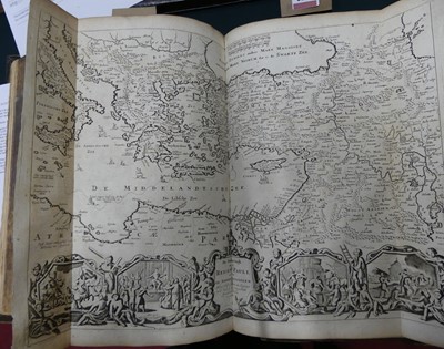 Lot 2001 - An 18th century Dutch Bible, Biblia Dat In De...