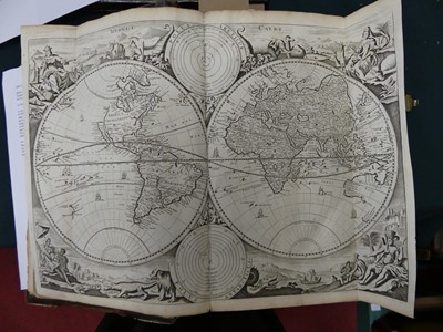 Lot 2001 - An 18th century Dutch Bible, Biblia Dat In De...