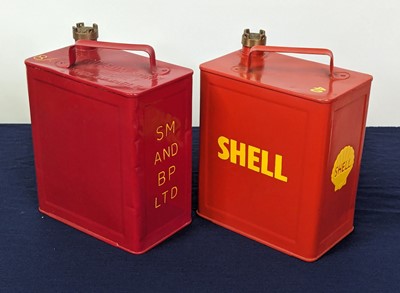 Lot 4031 - A Shell 40 2-gallon petrol can by Valor, with...