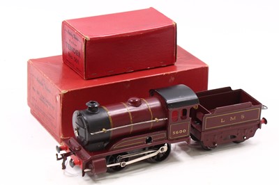 Lot 181 - 1949-54 Hornby No.501 clockwork 0-4-0 loco &...