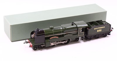 Lot 194 - 1936-41 Hornby E320, 20v AC, 4-4-2 loco &...