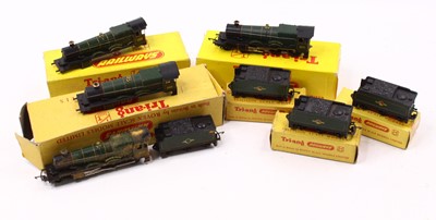 Lot 681 - Triang TT 3mm scale items: T91 4-6-0 Castle...