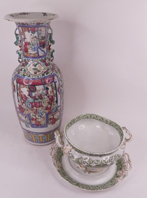 Lot 133 - A Chinese Canton porcelain vase, enamel...