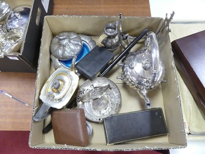 Lot 206 - A collection of silver plated wares, to...