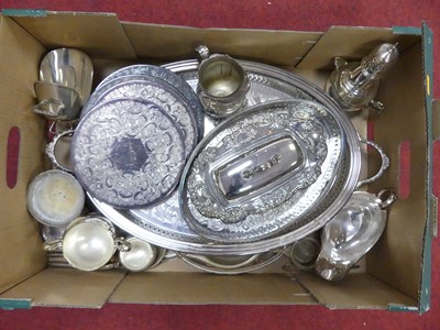 Lot 210 - A collection of silver plated wares, to...