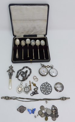 Lot 250 - Miscellaneous items to include a cased set of...