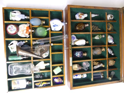 Lot 377 - A collection of Victorian and later scent...