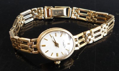 Lot 277 - A lady's Rotary 9ct gold cased quartz bracelet...