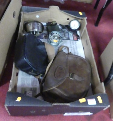 Lot 527 - Miscellaneous items to include a vintage...