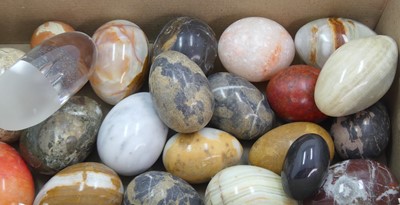 Lot 443 - A collection of polished hardstone specimen...