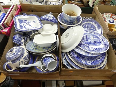 Lot 500 - Two boxes of blue & white transfer decorated...