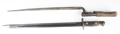 Lot 3371 - A British 1907 pattern bayonet, having a 43cm...