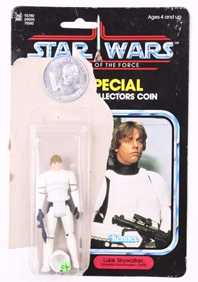 Lot 1917 - A Star Wars Power of the Force by Kenner...