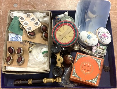 Lot 356 - A collection of miscellaneous items to include...