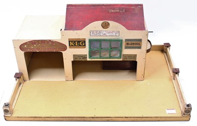 Lot 1917 - A Triang Minic transport wooden service...